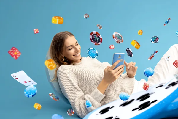 333KK — সীমাহীন বিলাসবহুল গেমিং অভিজ্ঞতা সবুজ বিলাসবহুল গাউন পরা এক নারী অলংকৃত রুলেট চাকার পাশে—যা 333KK–এর উচ্চমানের ক্যাসিনো পরিবেশকে প্রকাশ করে।